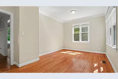 5605 Boxborough Court, Greensboro, NC 27407 - Photo 8