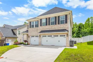 7388 Deerhurst Ln, Kernersville, NC 27284 - Photo 2
