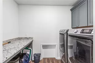 7388 Deerhurst Ln, Kernersville, NC 27284 - Photo 32