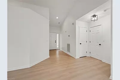 1100 Mayview Court, Kernersville, NC 27284 - Photo 4