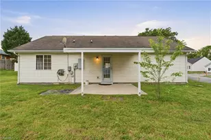 2424 Stratford Crossing Dr, Winston-Salem, NC 27103 - Photo 26