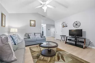 2424 Stratford Crossing Dr, Winston-Salem, NC 27103 - Photo 6