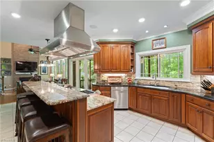3763 Sandalwood Ln, Winston-Salem, NC 27106 - Photo 10