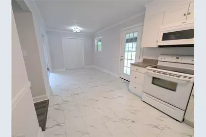 1892 Lake Road, Thomasville, NC 27360 - Photo 14