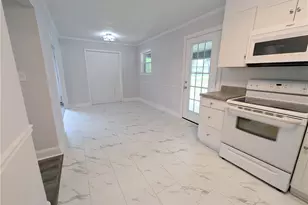 1892 Lake Rd, Thomasville, NC 27360 - Photo 14
