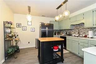 4519 Tamaron Dr, Greensboro, NC 27410 - Photo 10