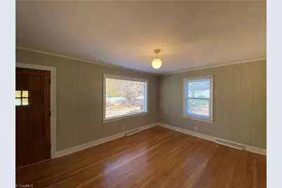 2135 Griffith Road, Winston-Salem, NC 27103 - Photo 8