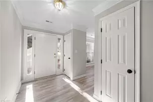 6121 Hickory Creek Rd, Winston-Salem, NC 27107 - Photo 2