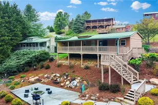 489 Buttons Ln, Sparta, NC 28675 - Photo 1