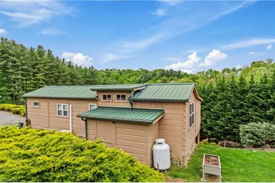 489 Buttons Lane, Sparta, NC 28675 - Photo 22