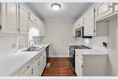 330 W Presnell Street, Asheboro, NC 27203 - Photo 14