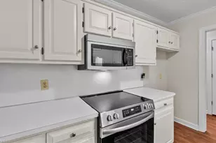 330 W Presnell St, Asheboro, NC 27203 - Photo 10