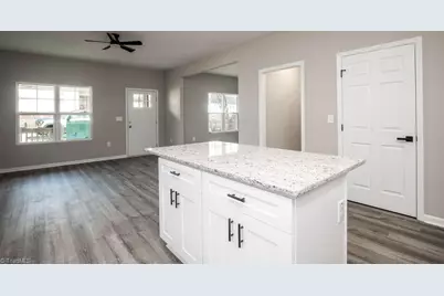 703 Langford Avenue, High Point, NC 27260 - Photo 6