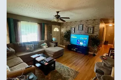 104 Abbotts Avenue, Lexington, NC 27292 - Photo 2