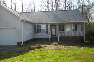 4620 Leprechaun Ln, Winston-Salem, NC 27127 - Photo 2