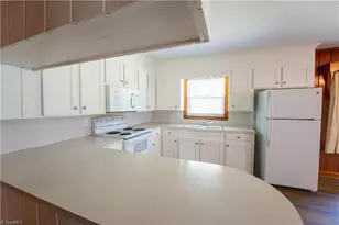 6221 Salem Chapel Rd, Walnut Cove, NC 27052 - Photo 12