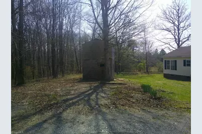 2200 E Stadium Drive, Eden, NC 27288 - Photo 14