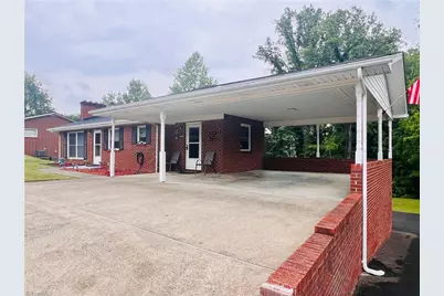 2556 Westfield Road, Mount Airy, NC 27030 - Photo 4