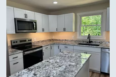 162 Green Valley Street, North Wilkesboro, NC 28659 - Photo 8