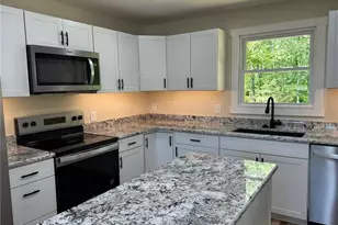 162 Green Valley St, North Wilkesboro, NC 28659 - Photo 8