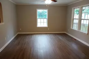 4125 Moat Dr, Winston-Salem, NC 27101 - Photo 10
