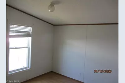 1010 Kayla Ridge Road, Walnut Cove, NC 27052 - Photo 18