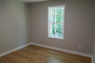 140 Crestwood Cir, High Point, NC 27260 - Photo 10