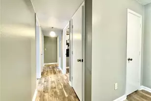5655 Hornaday Rd, Greensboro, NC 27409 - Photo 8