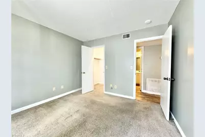5655 Hornaday Road #D, Greensboro, NC 27409 - Photo 12
