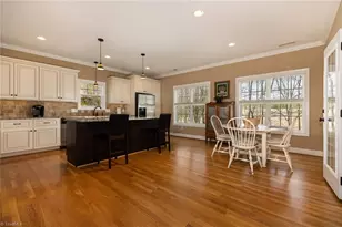 106 Breckenridge Dr, Thomasville, NC 27360 - Photo 10