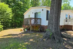 1045 Apple Blossom Ln, Burlington, NC 27217 - Photo 2