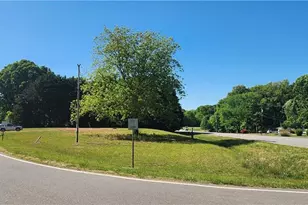 2493 Old Hwy 21, State Road, NC 28676 - Photo 4