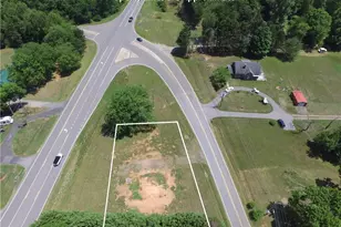 2493 Old Hwy 21, State Road, NC 28676 - Photo 10