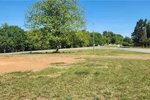 2493 Old Hwy 21, State Road, NC 28676 - Photo 2