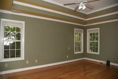 915 New Hampshire Drive, Jamestown, NC 27282 - Photo 16