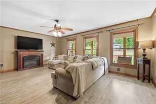 173 Maple Ct, Lexington, NC 27295 - Photo 8