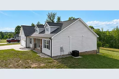 338 Price Street, Stoneville, NC 27048 - Photo 2