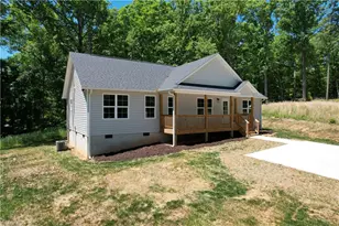 129 Jessicas Wy, Lexington, NC 27292 - Photo 4