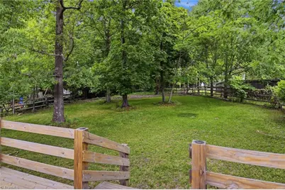 4890 Chimney Springs Drive, Greensboro, NC 27407 - Photo 28