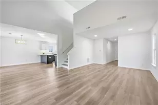 4908 Peppercorn Ln, Greensboro, NC 27406 - Photo 10