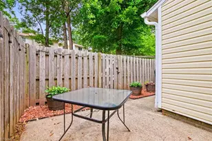 4397 Baylor St, Greensboro, NC 27455 - Photo 38