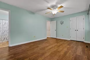 4397 Baylor St, Greensboro, NC 27455 - Photo 20