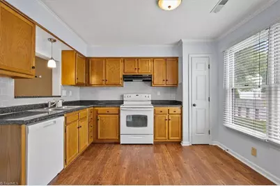 4397 Baylor Street, Greensboro, NC 27455 - Photo 6