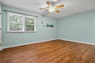 4397 Baylor St, Greensboro, NC 27455 - Photo 18