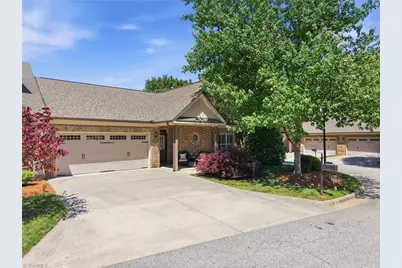 23 Liberty Square Circle, Greensboro, NC 27455 - Photo 32