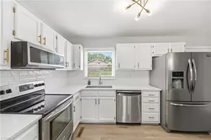 200 Creeksedge Ct, Winston-Salem, NC 27105 - Photo 6
