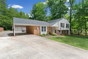 201 Kingwood Rd, Reidsville, NC 27320 - Photo 6