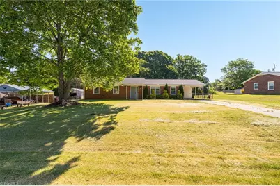2417 White Horn Road, Kernersville, NC 27284 - Photo 2