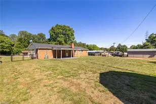 2417 Whitehorn Rd, Kernersville, NC 27284 - Photo 30