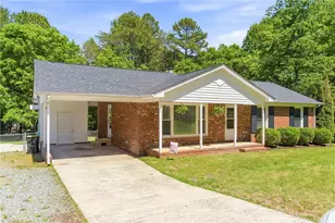 186 Windsor Dr, Graham, NC 27253 - Photo 2